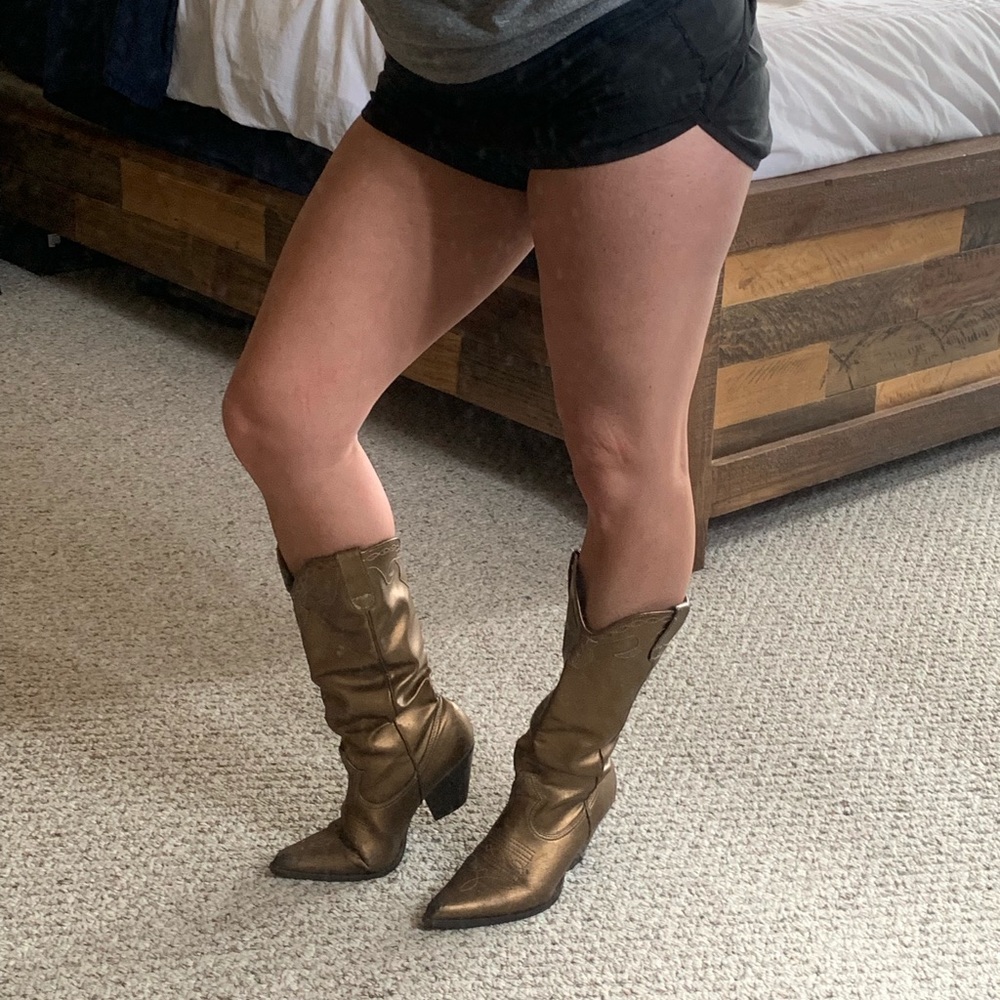 Jessica Simpson Gold Cowboy boots